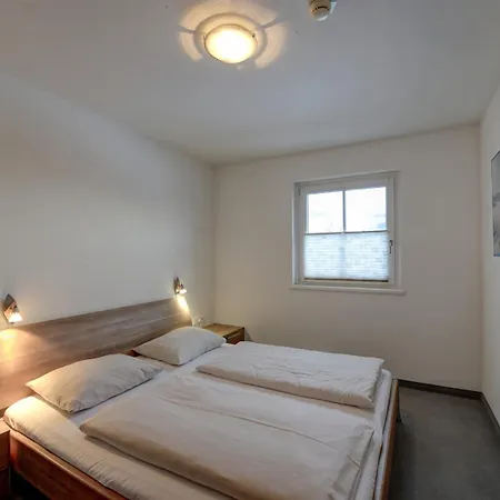 Ski & Golf Apartments By Kaprun Rentals Room photo