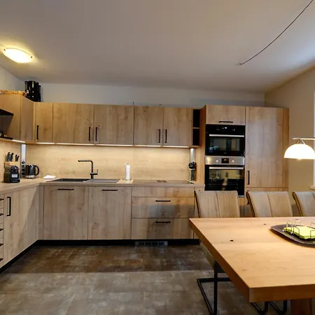 Ski & Golf Apartments By Kaprun Rentals Exterior photo