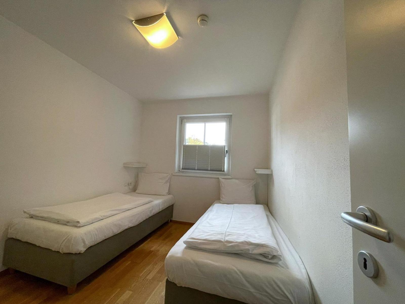 & Golf By Apartment